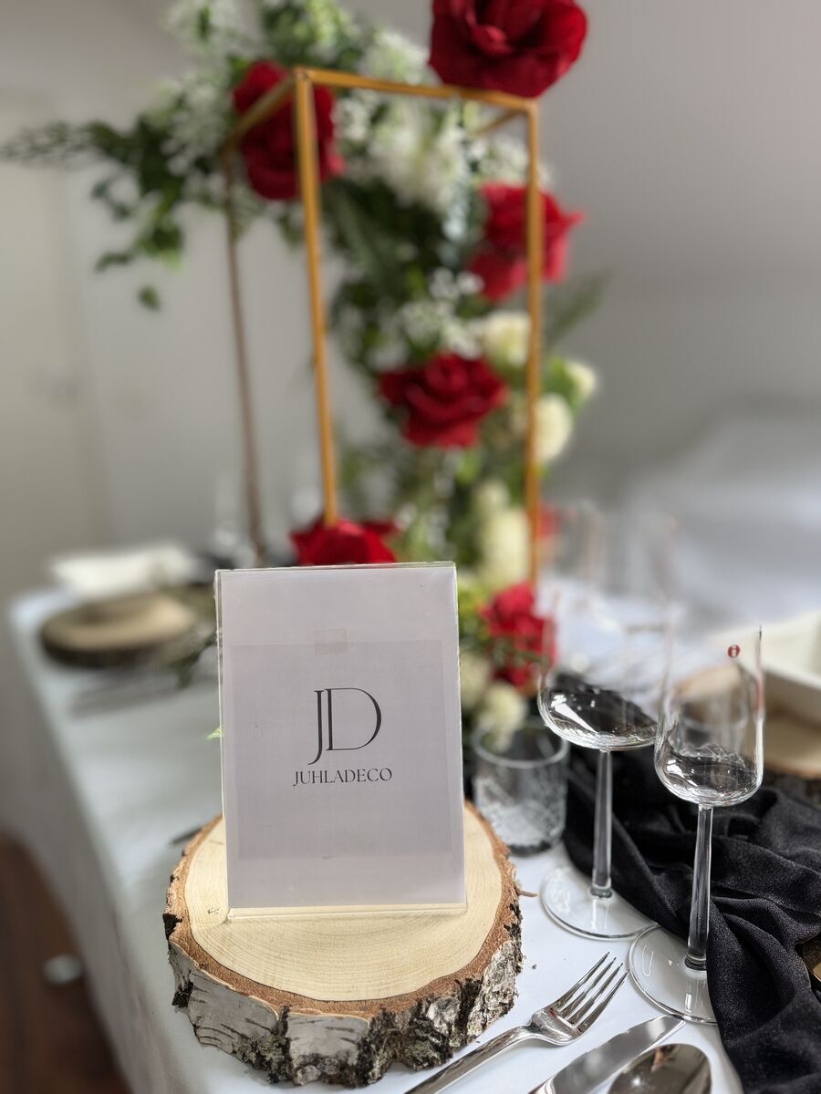 Paljonko juhlat maksavat? Kattava hintaopas juhlien järjestämiseen