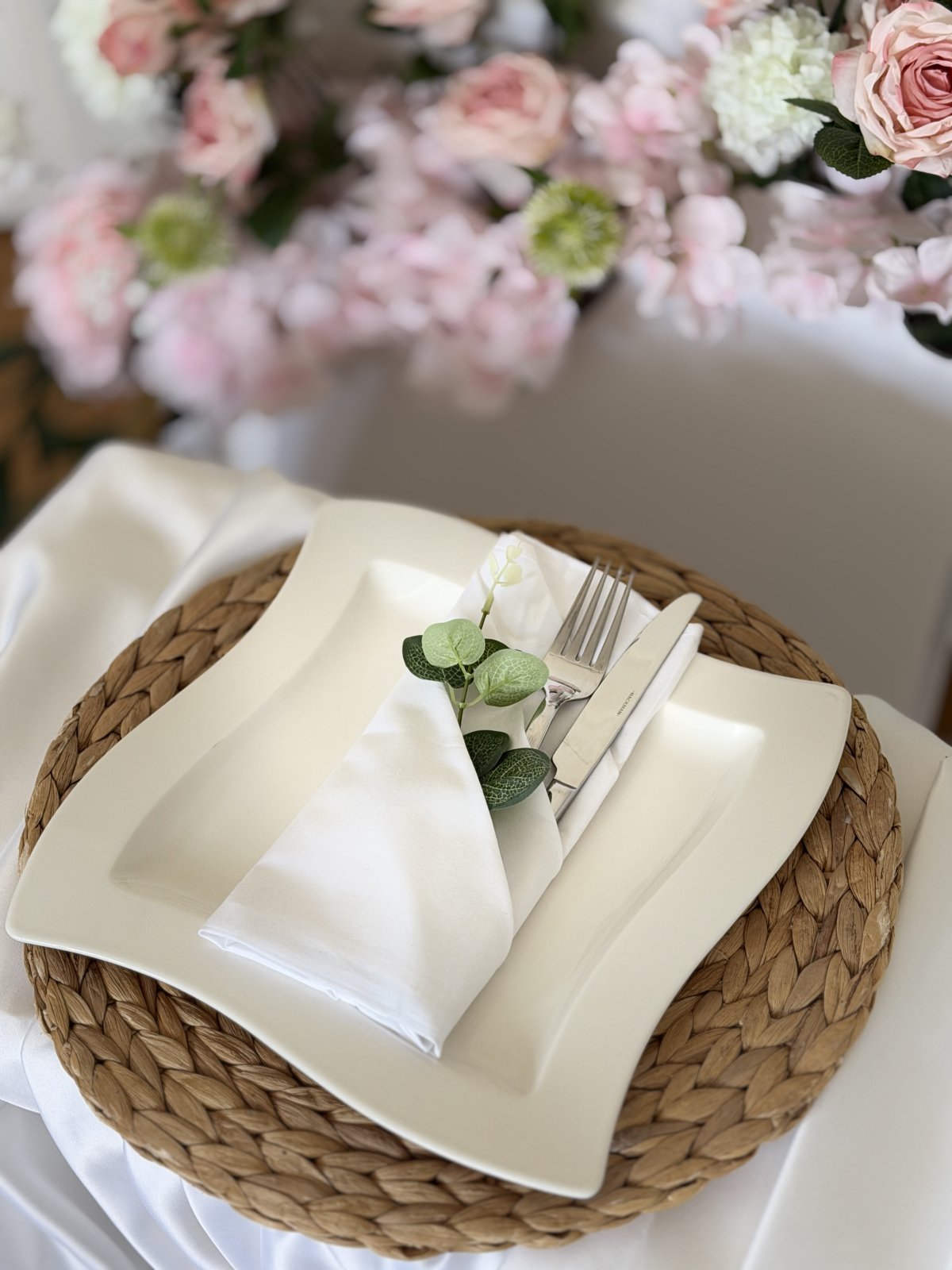 Valkoinen kangasservetti