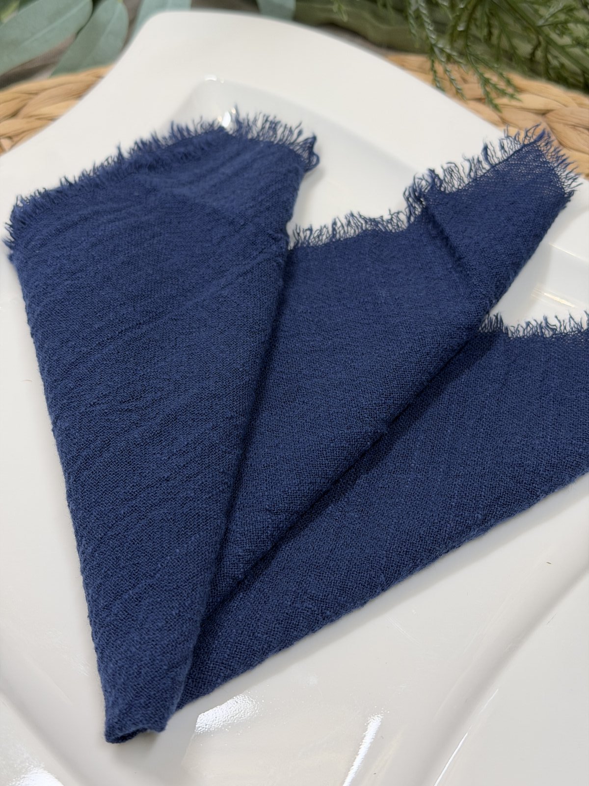 Tummansininen kangasservetti 2