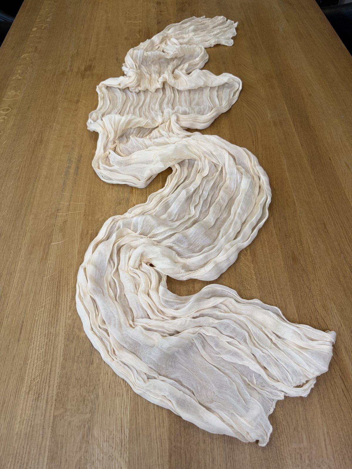 Light beige kaitaliina