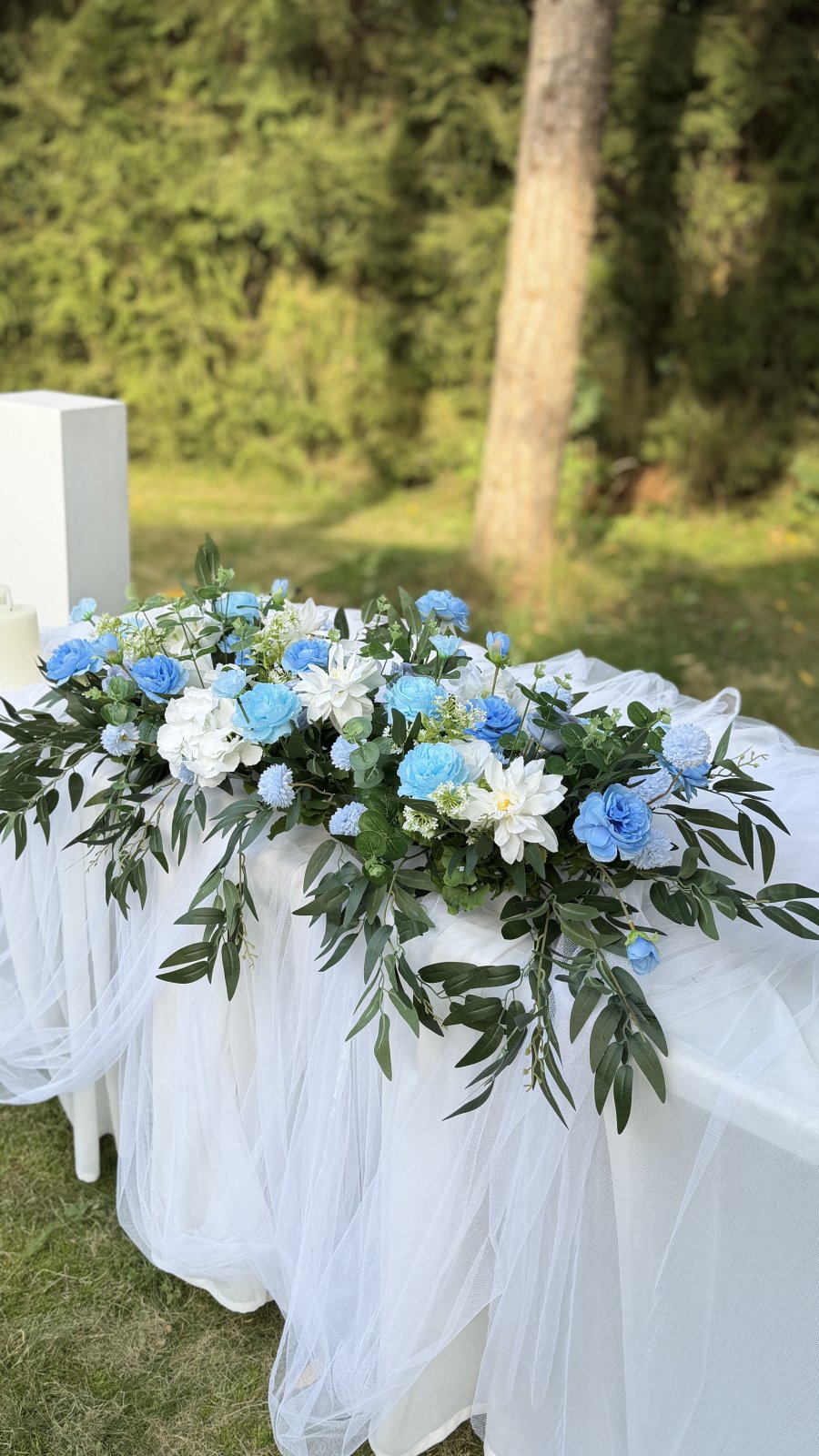 Aava floral arrangement 120cm 4