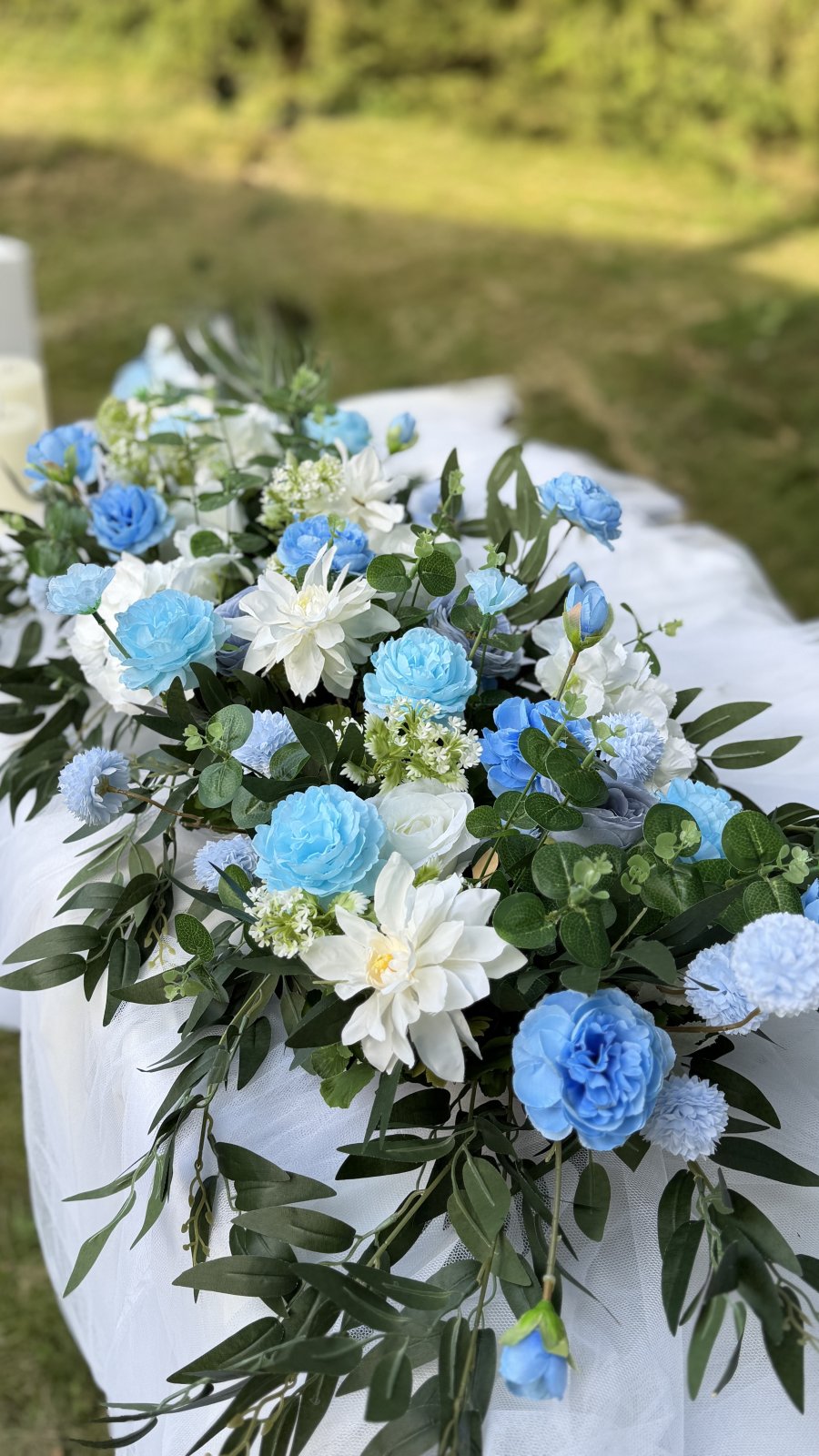 Aava floral arrangement 120cm 6